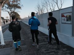 -上海滴水湖皇冠假日酒店