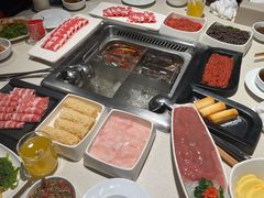 -海底捞火锅鲜切牛肉主题店(长寿路店)