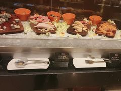 -上海西藏大厦万怡酒店Momo Cafe(徐汇店)