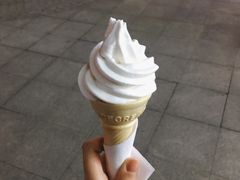 香草冰淇淋-汉堡王(星光大道店)