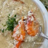 侨港风情街这边平价又美味的海鲜！！