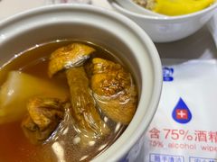云南松茸功夫汤-西安绿地假日酒店·丽宝轩中餐厅
