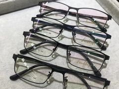 -华彬眼镜专业渐进配镜(潘家园店)