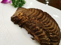 五香牛肉-梅龙镇酒家(南京西路总店)