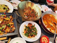 -金鱼盆32年水煮鱼·18秒辣椒炒肉(京西大悦城店)
