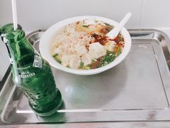 -巧手馄饨(箍桶巷店)