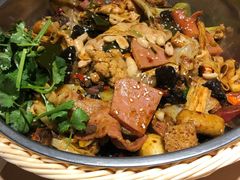 -拿渡麻辣香锅(世茂广场·工三店)