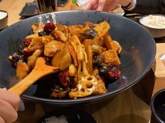 -风光老灶麻辣香锅(大成路翠微百货店)