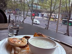 -榛悦隆堡成都酒店(春熙路太古里店)