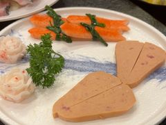 -得意咚瓜·顺德鱼生·冬瓜火锅(深圳首店)