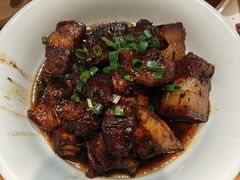 -头上红煨盐鸡·非遗院子餐厅