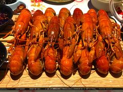 -肥肥虾庄·金牌油焖大虾(汉街SKP店)