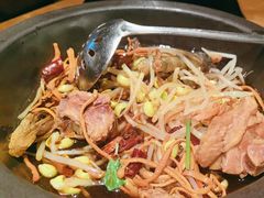 -云海肴·汽锅鸡·云南菜(天山百盛优客店)