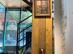 -查令84号咖啡馆(金大地1912东西街店)