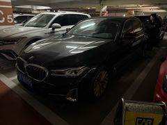 -神州租车(上海浦东机场服务点)