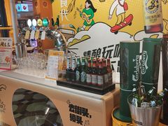 -大食代美食广场(上海中心店)