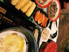 -鲜入围煮花胶鸡海鲜火锅