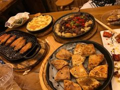 -老东镇啤酒屋海鲜加工·蒸汽海鲜·海鲜烧烤(台东店)