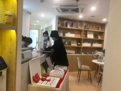 点击看大图 -塑青春&伊肤泉祛痘皮肤管理