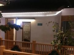 -呷湘厨·鱼汤捞饭·剁椒鱼头·辣椒炒肉(国家会展中心店)