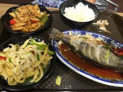 -小梅园饭堂(东方路店)
