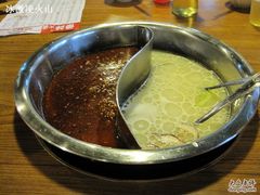 IMG_0057-傣妹时尚·休闲火锅(沙市店)