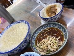 -雪琴面馆富安特色鱼汤面(城中花园店)