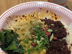 -遇见小面(东方宝泰店)