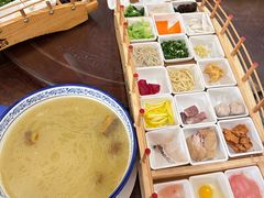 -香麒园·过桥米线·南湖雅宴
