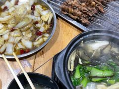 隔壁家酸辣白菜-清真·马峰烤肉(小学习北巷店)