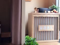 -耳语轻风专业采耳馆(古北花世界商业广场店)