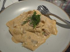 -LESCEDARS Brasserie Bistro香柏树