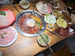 -城墙拐拐火锅(三峡广场黑金冠店)