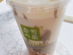 -奈雪的茶(市百一店)