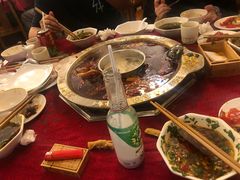 -山城年华老火锅(玉林店)