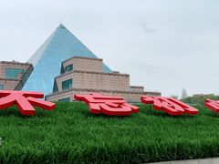 -上海市龙华烈士陵园