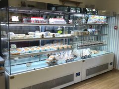 面包甜点陈列柜-iFood甜嫩嫩(江东北路店)