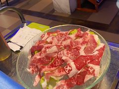 小肥牛-千岛蚝高压锅生蚝·人参火锅(白云万达店)