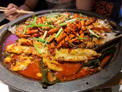 清江鱼-鸣记脆皮烤鱼·海鲜烤鱼(三八广场店)