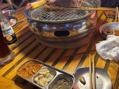 -叽叽扎扎烤肉场(生态城万达店)