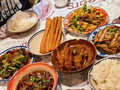 -耙吉吉川味小酒馆(本地人回头店)