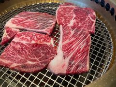 -铭牛烧肉·和牛海鲜自助(高新月牙湖店)