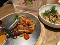 炭烧猪颈肉-小大董·烤鸭(凤凰汇店)