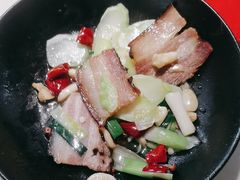 -渔语鱼酸菜鱼新川菜(来福士店)