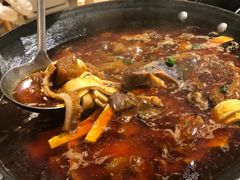 -霄汉牛三鲜湖北砂锅菜(万松园2店)