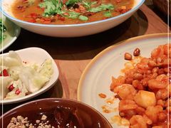 -先启半步颠小酒馆(白麓里店)