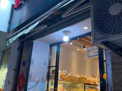 门面-宏发红西饼屋(天津路店)