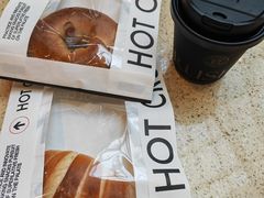 -HOT CRUSH趁热集合·现烤面包(环球港店)