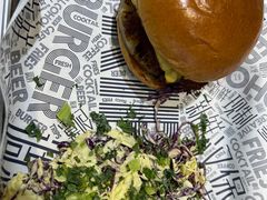 -TRIPS BURGER(大钟寺店)