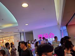 -唯品会(北京国瑞城店)